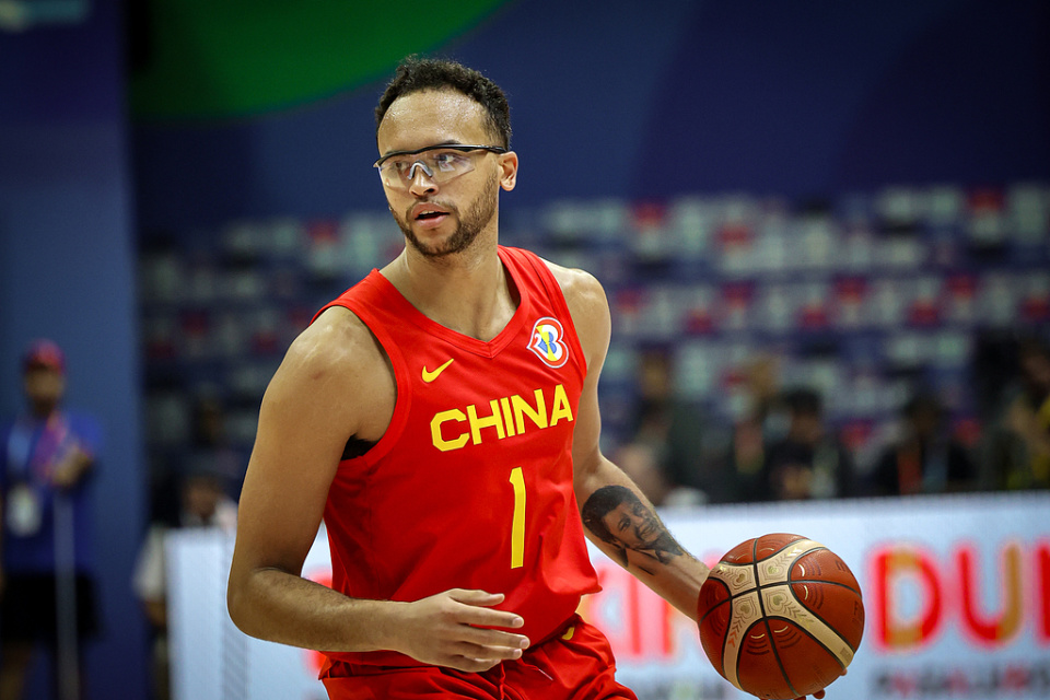 祝贺, 李凯尔随时