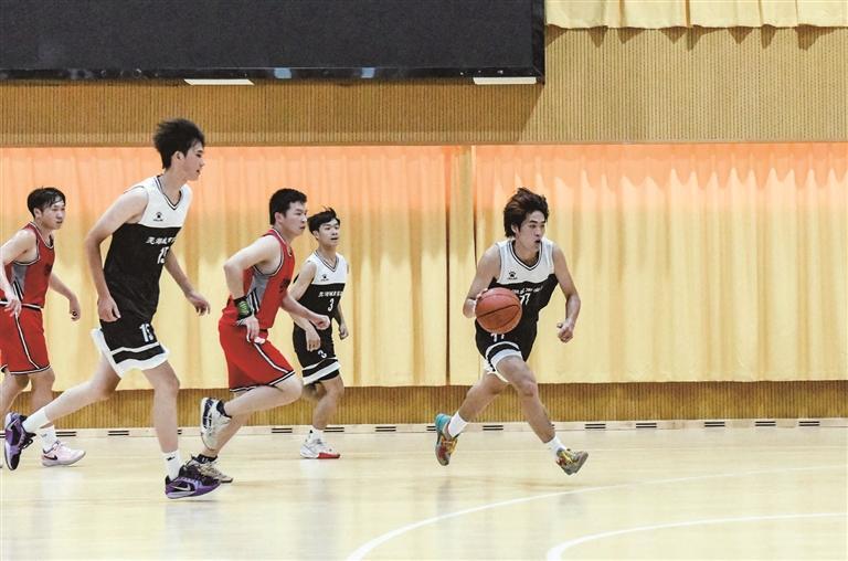 鸠兹鸟, 合唱, 在传统宣传