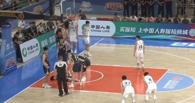 基石, 内线, 增加力量对