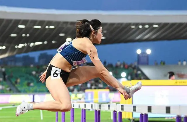 一轮网暴, 吴艳妮, tenan