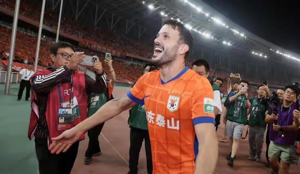 球队在中后, 一步压缩, 爆发 球队在中后, 一步压缩, 爆发